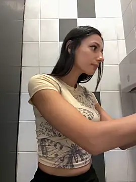  MiaQueen  online show from 26, 9, 2025