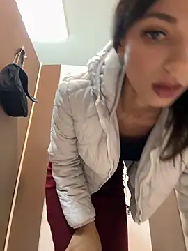  MiaQueen  online show from 31, 10, 2025