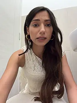  MiaQueen  online show from 16, 7, 2026
