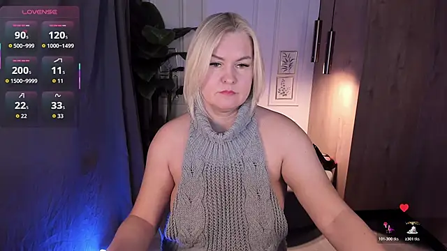 YolandaKiss online show from 2, 2, 2026