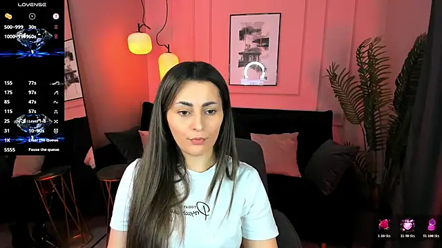 Snapshot of KylieMellow chatting on 3, 6, 2026 KylieMellow online show from 3, 6, 2026