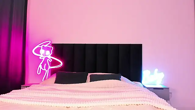 wow lovie online show from 13, 2, 2025