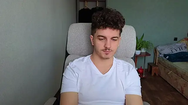 Remy Miles online show from 5, 12, 2025