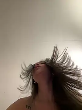 Alyshanon18 online show from 11, 3, 2026