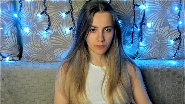 MaggieCake online show from 9, 4, 2026