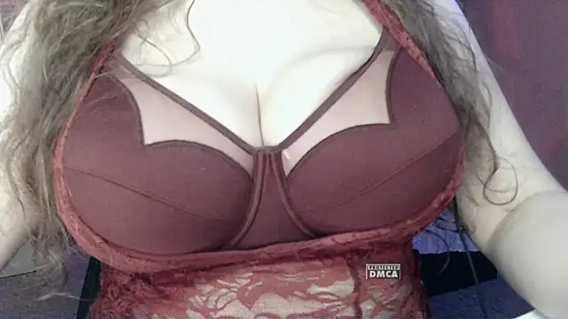 Mrs Dream online show from 14, 9, 2025