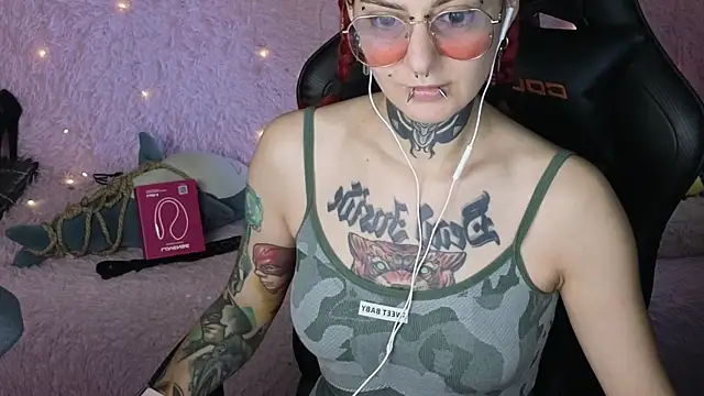 Ginger Stay online show from 12, 9, 2025