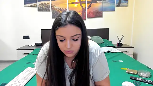 adelline online show from 6, 1, 2025