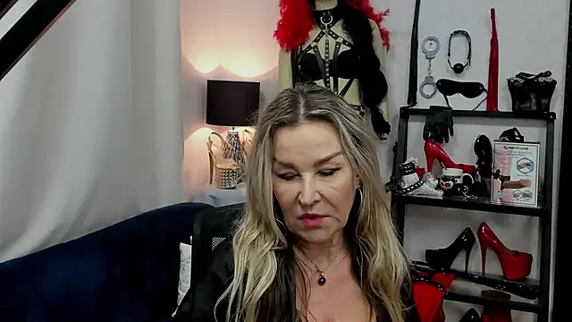 crystaLUX online show from 7, 1, 2025