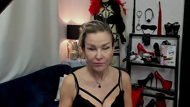 crystaLUX online show from 10, 1, 2025