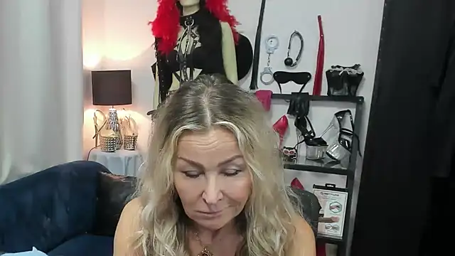 crystaLUX online show from 19, 5, 2026