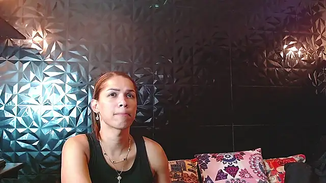 PINK  LOLA1 online show from 11, 2, 2026