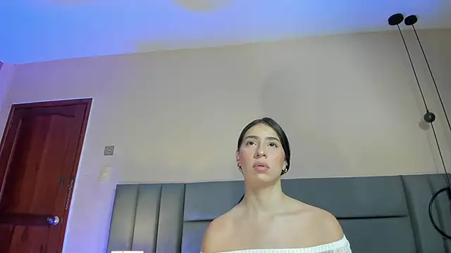 Christy Sea online show from 10, 10, 2025