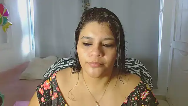 Selenna01 online show from 24, 9, 2025