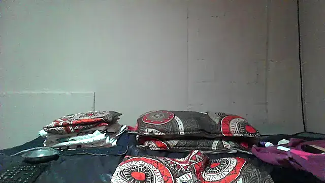 Snapshot of boobynatz chatting on 27, 9, 2025 boobynatz online show from 27, 9, 2025