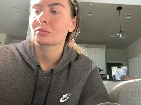 Alyssa rhoades online show from 19, 1, 2025