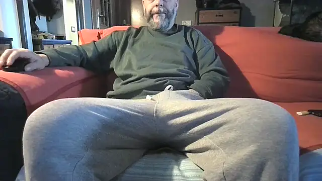 naked bear online show from 3, 2, 2025