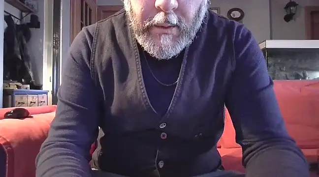 naked bear online show from 28, 2, 2025