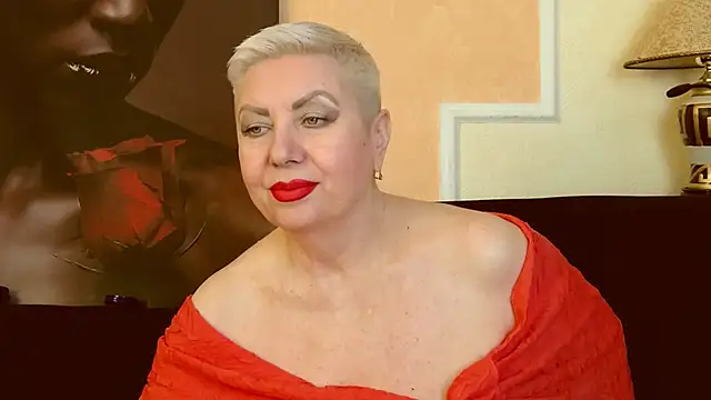 LadyPosh online show from 4, 2, 2025