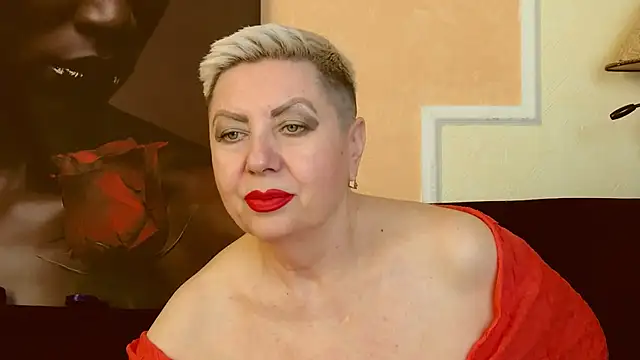 LadyPosh online show from 7, 3, 2025