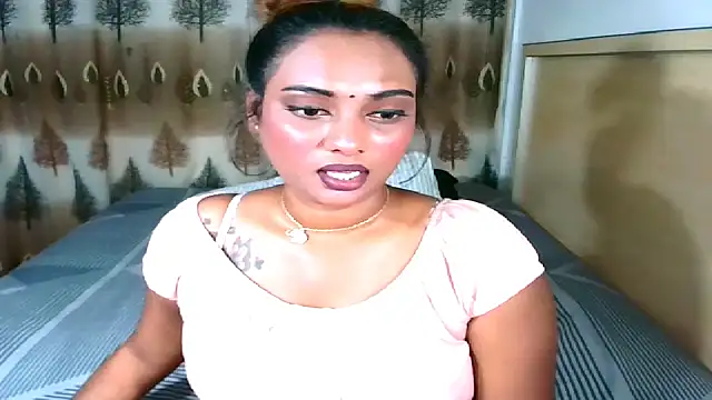 sexyindianchic online show from 6, 3, 2025