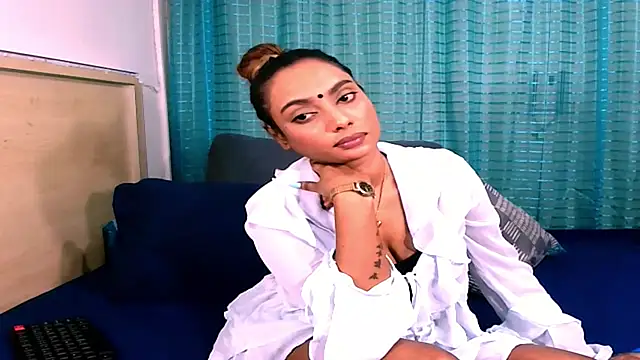 sexyindianchic online show from 1, 6, 2026