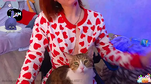 DanaMartina online show from 9, 2, 2025