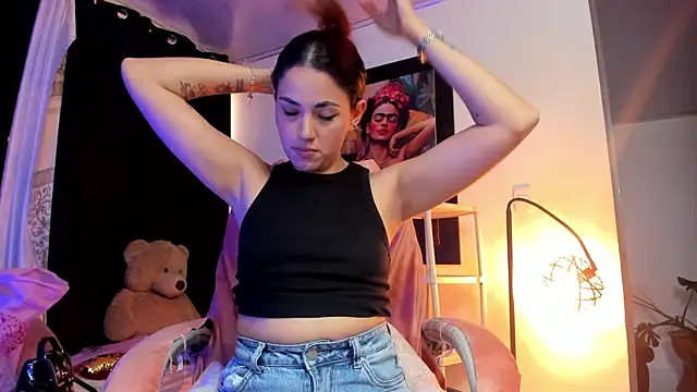 KimberlySaen online show from 16, 7, 2026