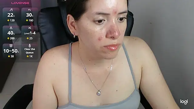 spicey latina online show from 15, 5, 2026