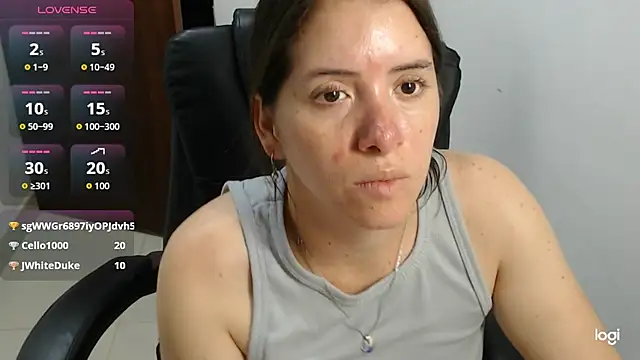 spicey latina online show from 27, 5, 2026