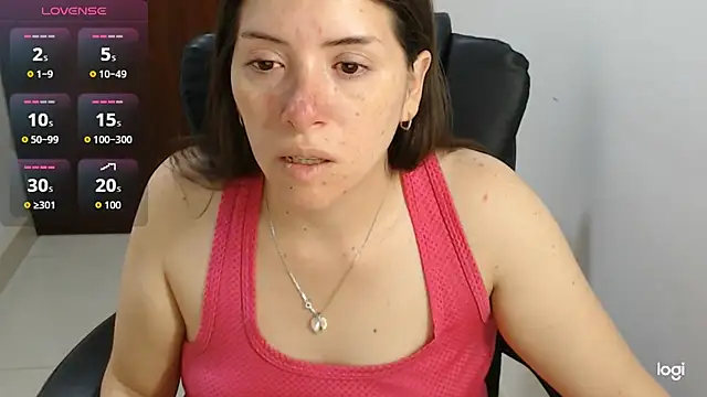 spicey latina online show from 17, 7, 2026