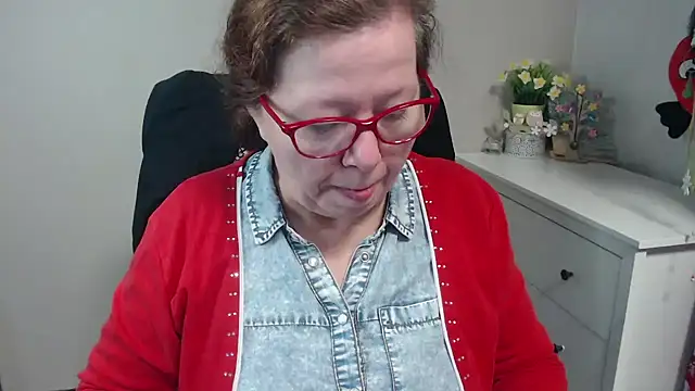 Adelewildx online show from 4, 2, 2025