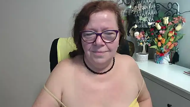 Adelewildx online show from 2, 3, 2026