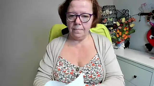 Adelewildx online show from 20, 5, 2026