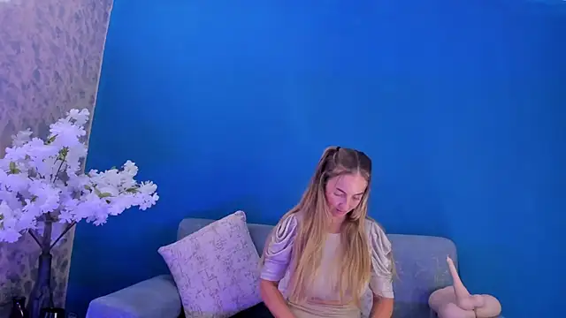 BellaMarieX online show from 11, 4, 2026