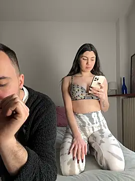 couplepenetration online show from 13, 2, 2025