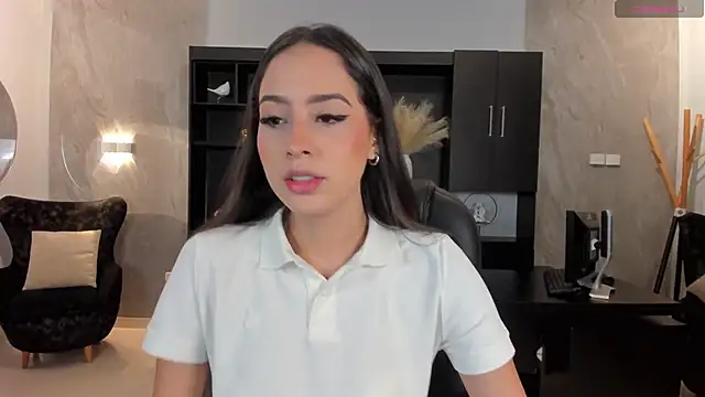 BrennaWalker online show from 4, 1, 2025