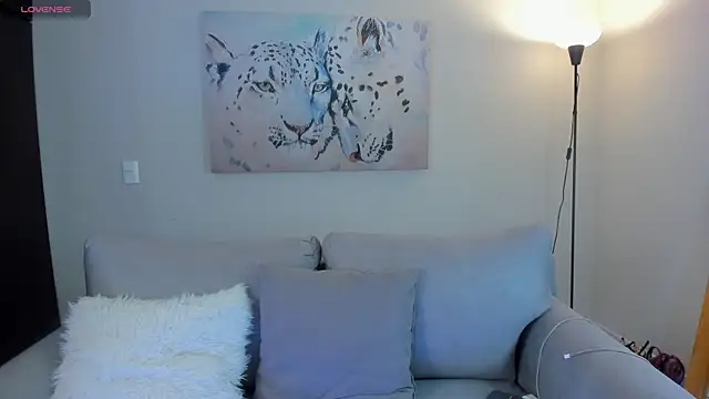 Snapshot of BrennaWalker chatting on 5, 7, 2026 BrennaWalker online show from 5, 7, 2026