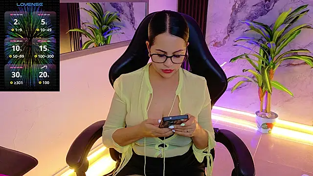 pamelajackson online show from 13, 11, 2025