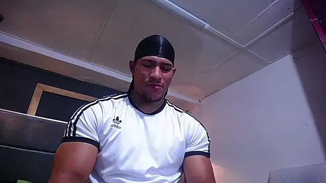 Snapshot of teddyfit19cm chatting on 29, 5, 2026 teddyfit19cm online show from 29, 5, 2026