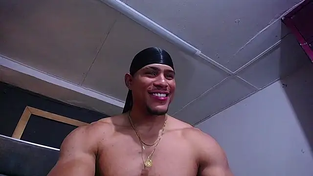 Snapshot of teddyfit19cm chatting on 3, 6, 2026 teddyfit19cm online show from 3, 6, 2026