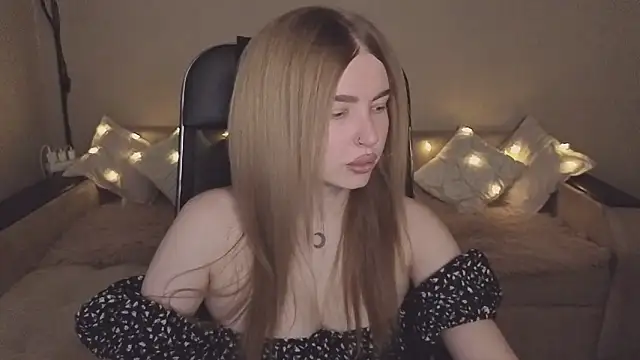 ViolettaLopez online show from 10, 11, 2025