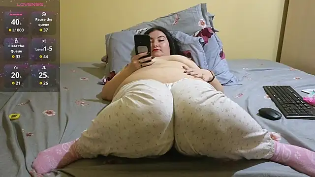 BBW MILF 4U online show from 20, 2, 2025