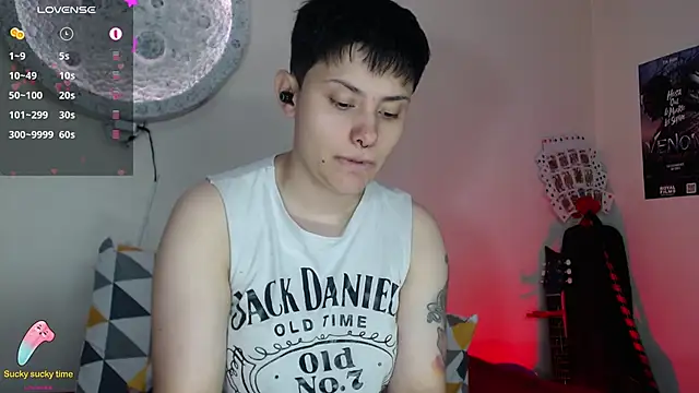 girl intense444 online show from 16, 1, 2025