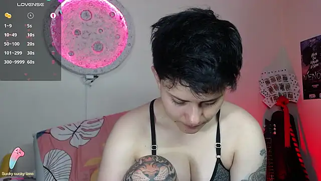 girl intense444 online show from 1, 3, 2025