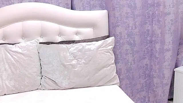 Asian legs online show from 7, 4, 2026