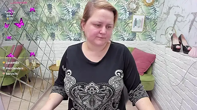 Snapshot of ScarlettSoft chatting on 3, 2, 2025 ScarlettSoft online show from 3, 2, 2025