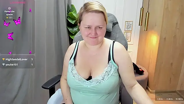 Snapshot of ScarlettSoft chatting on 10, 3, 2025 ScarlettSoft online show from 10, 3, 2025