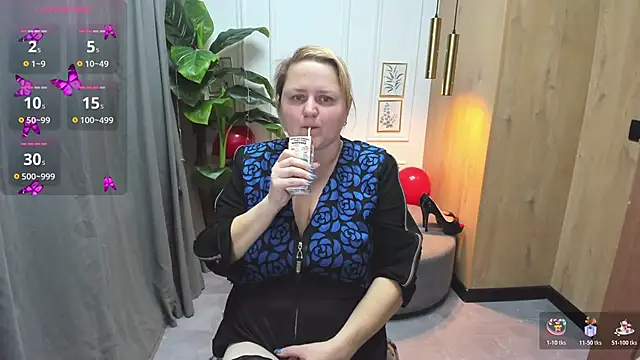 Snapshot of ScarlettSoft chatting on 31, 10, 2025 ScarlettSoft online show from 31, 10, 2025