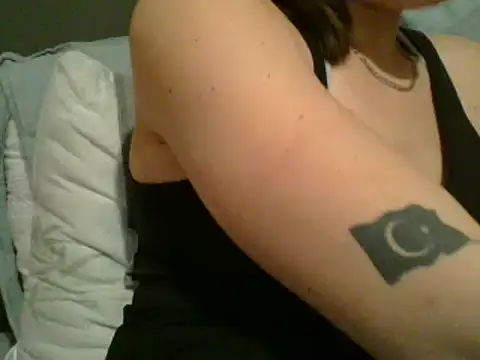 geilmeisje98 online show from 2, 12, 2024